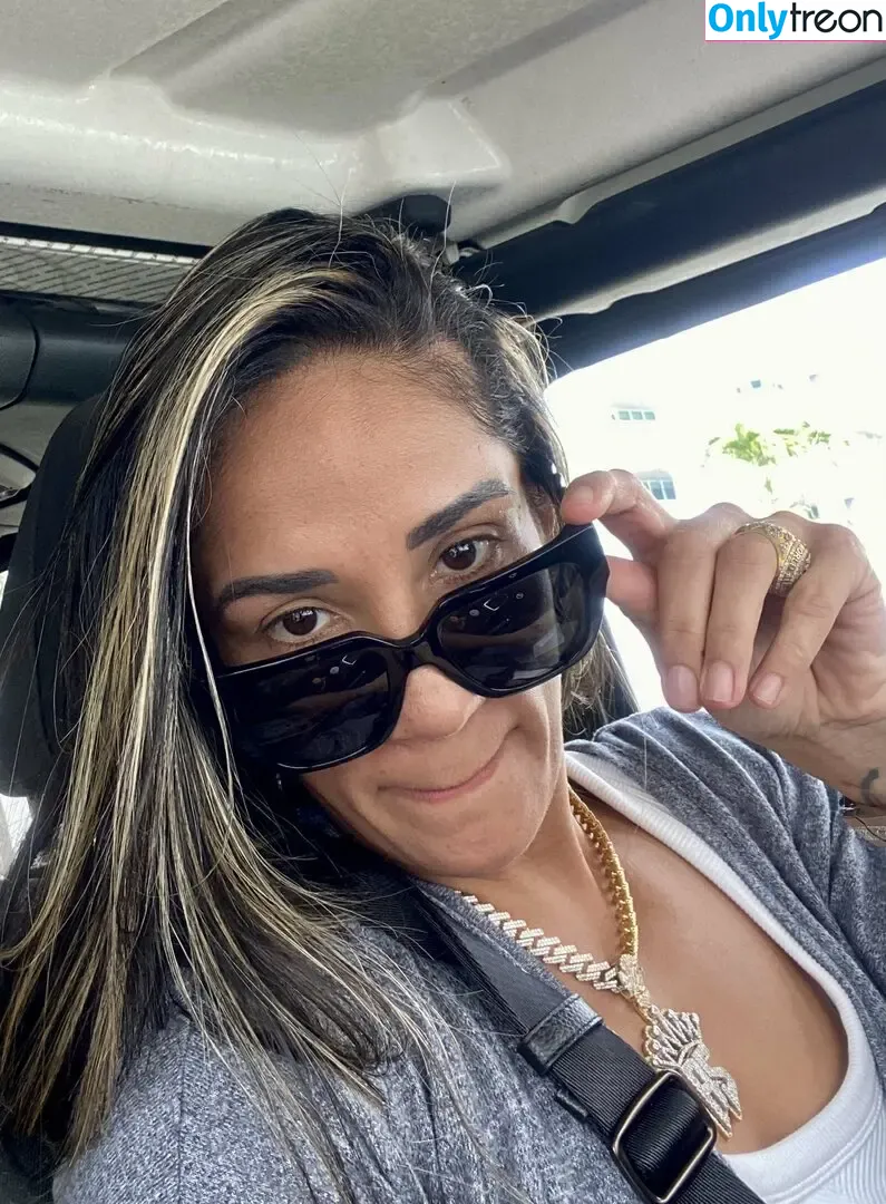 Amanda Serrano nude photo #0058 (Puerto Rican Boxer / serranosisters)
