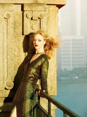 Amanda Seyfried / AmandaSeyfried / mingey nude photo #0183