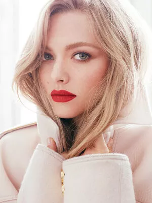 Amanda Seyfried / AmandaSeyfried / mingey nude photo #0206