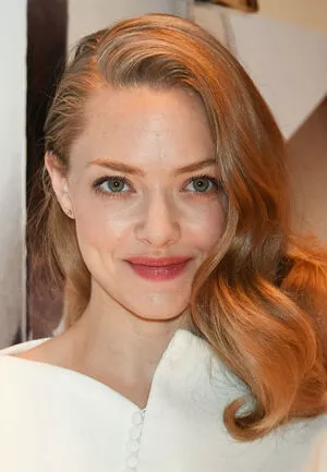 Amanda Seyfried / AmandaSeyfried / mingey nude photo #0217