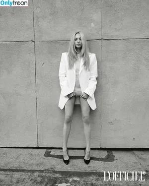 Amanda Seyfried / AmandaSeyfried / mingey nude photo #0535