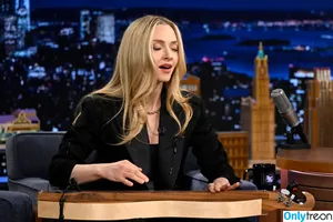 Amanda Seyfried / AmandaSeyfried / mingey nude photo #0603