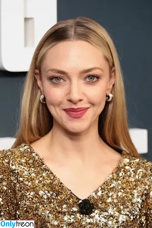Amanda Seyfried / AmandaSeyfried / mingey nude photo #0611