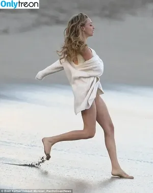 Amanda Seyfried / AmandaSeyfried / mingey nude photo #0644