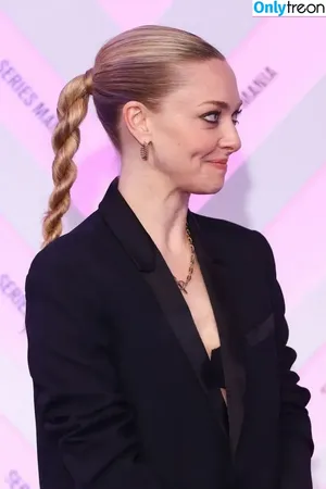 Amanda Seyfried / AmandaSeyfried / mingey nude photo #0705
