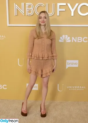Amanda Seyfried / AmandaSeyfried / mingey фото голая #0734