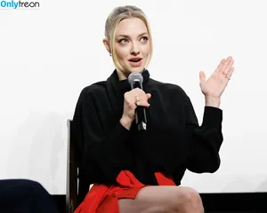Amanda Seyfried / AmandaSeyfried / mingey nude photo #0751