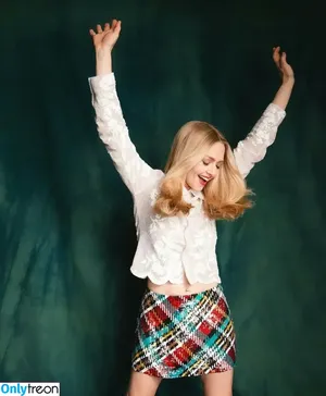 Amanda Seyfried / AmandaSeyfried / mingey nude photo #0760