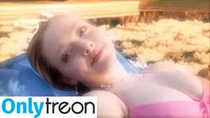 Amanda Seyfried / AmandaSeyfried / mingey nude photo #0854
