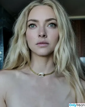 Amanda Seyfried / AmandaSeyfried / mingey nude photo #0859