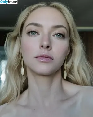 Amanda Seyfried / AmandaSeyfried / mingey nude photo #0860