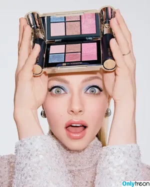 Amanda Seyfried / AmandaSeyfried / mingey nude photo #0862