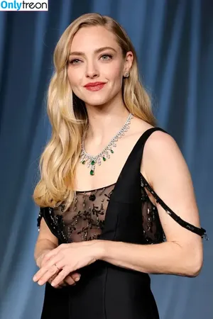 Amanda Seyfried / AmandaSeyfried / mingey фото голая #0919