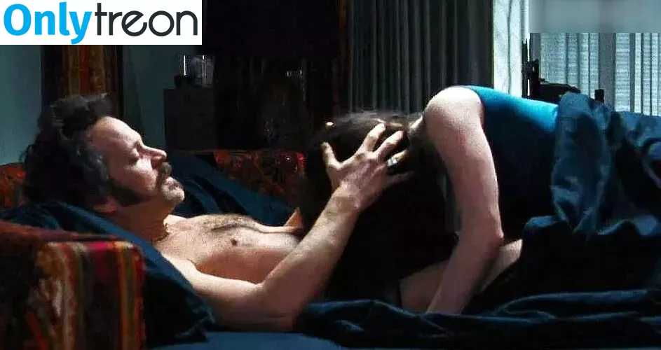 Amanda Seyfried nude photo #0309 (AmandaSeyfried / mingey)