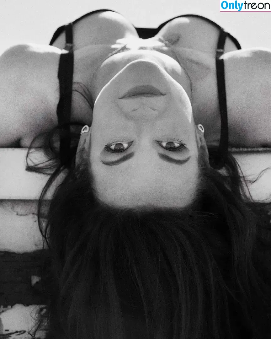 Amanda Shires голая photo #0005 (amandapearlshires)