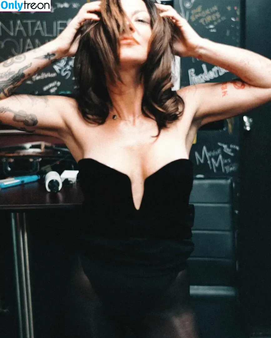 Amanda Shires nude photo #0033 (amandapearlshires)