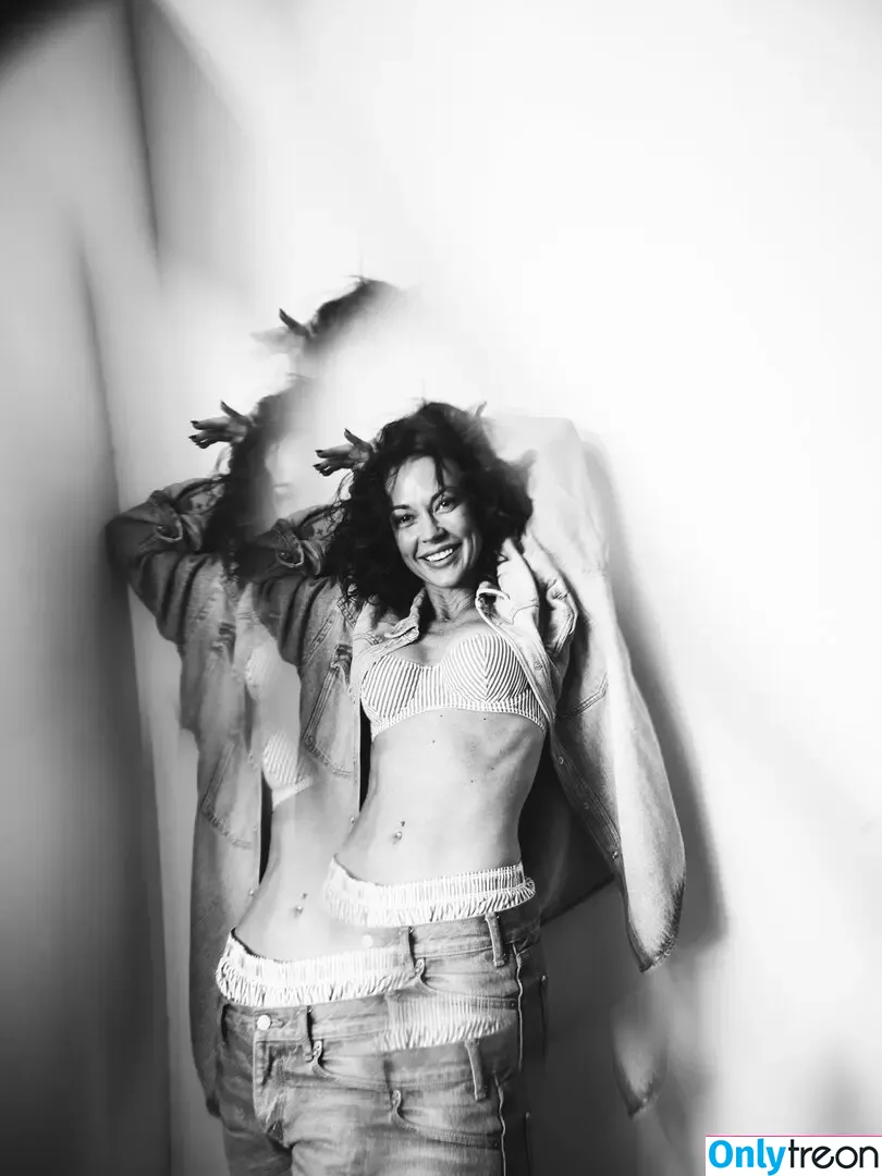 Amanda Shires nude photo #0042 (amandapearlshires)