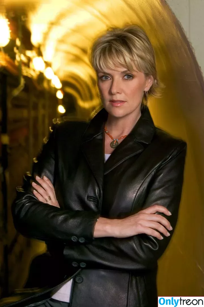 Amanda Tapping голая photo #0083 (amandatapping / reallivsmum)