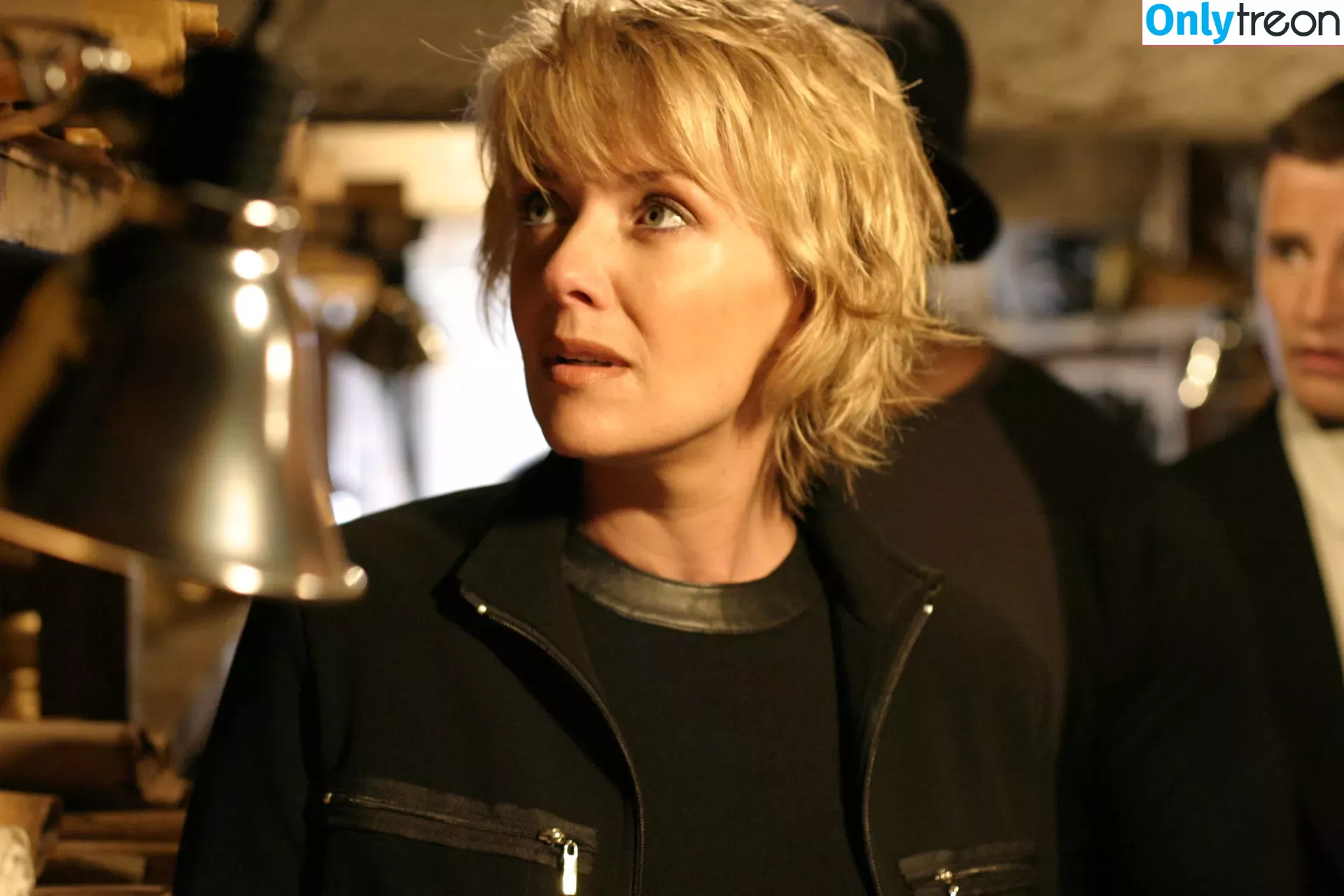 Amanda Tapping голая photo #0093 (amandatapping / reallivsmum)
