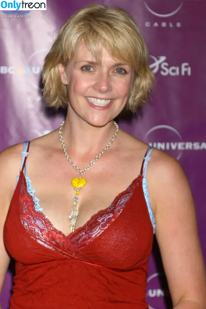 Amanda Tapping голая photo #0119 (amandatapping / reallivsmum)