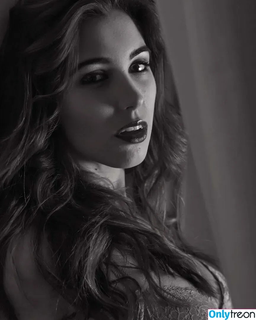 Amanda Thompson голая photo #0030 (amaandathompson)