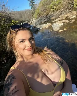 amanda.xovip / amandaamcxox2 / theofficial.amandaxo nude photo #0014