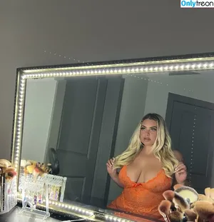amanda.xovip / amandaamcxox2 / theofficial.amandaxo nude photo #0017