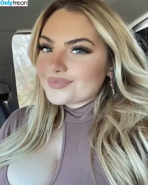 amanda.xovip / amandaamcxox2 / theofficial.amandaxo nude photo #0029