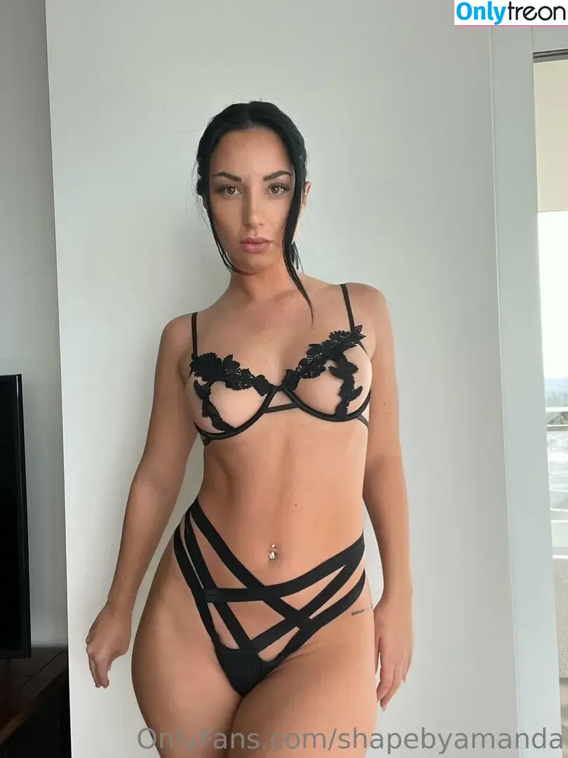 Amandagieschen nude photo #0023 (shapebyamanda)