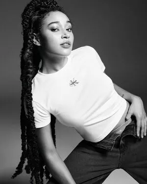 Amandla Stenberg / amandlastenberg фото голая #0041