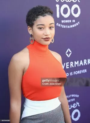 Amandla Stenberg / amandlastenberg фото голая #0059