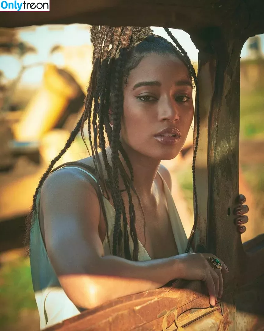 Amandla Stenberg голая photo #0046 (amandlastenberg)