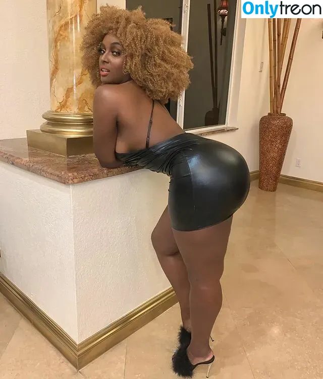 Amara La Negra nude photo #0044 (amaralanegraaln)