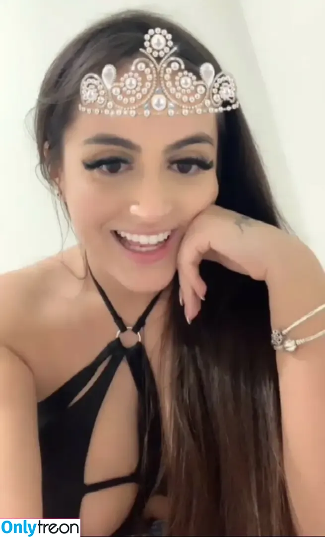 amara_xo nude photo #0001 (bratixoxoxo)