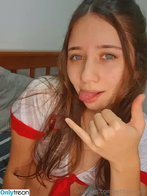  nude photo #0002