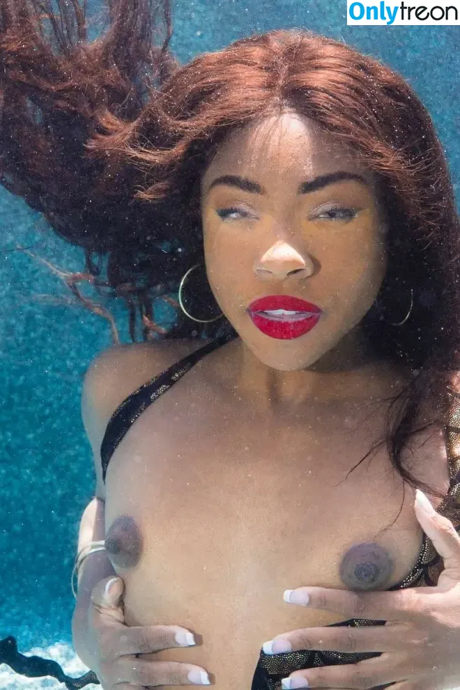 Amari Anne nude photo #0146 (amariannegelic / amariantoinette)