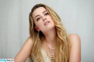 Amber Heard / Amberheard / Simp Chat / realamberheard nude photo #0479