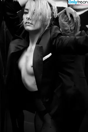Amber Heard / Amberheard / Simp Chat / realamberheard nude photo #0566