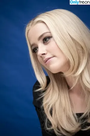 Amber Heard / Amberheard / Simp Chat / realamberheard nude photo #0744