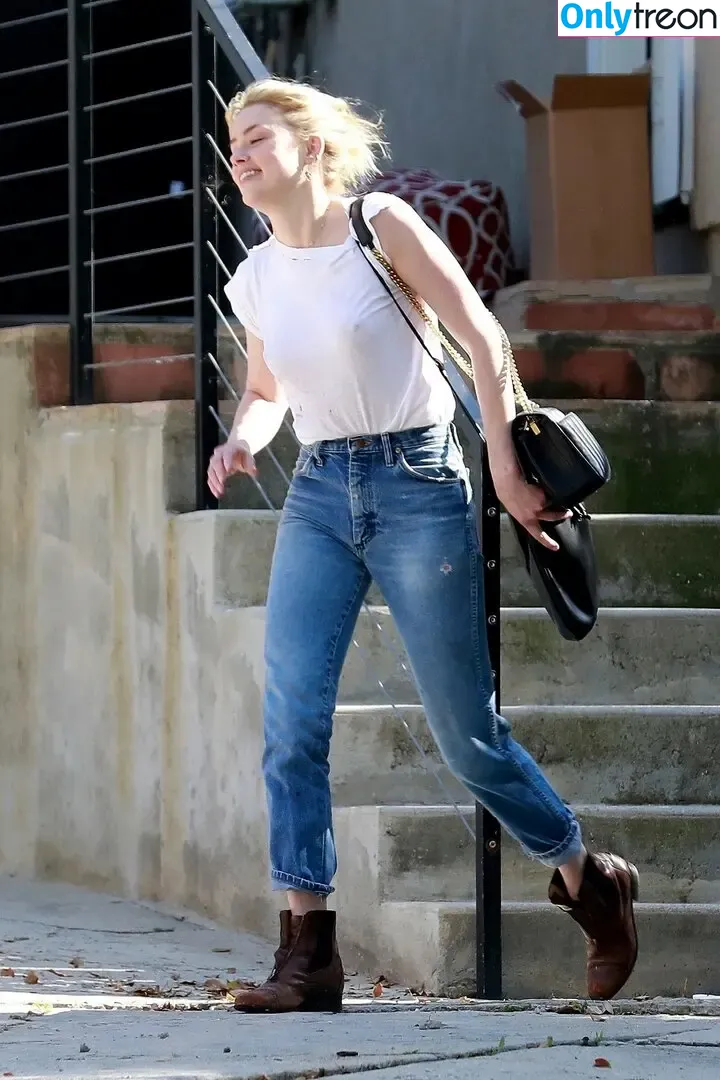 Amber Heard nude photo #1008 (Amberheard / Simp Chat / realamberheard)
