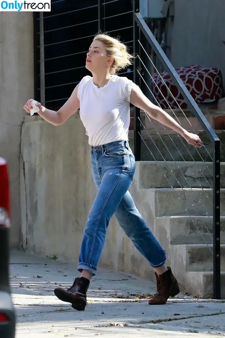 Amber Heard nude photo #1010 (Amberheard / Simp Chat / realamberheard)