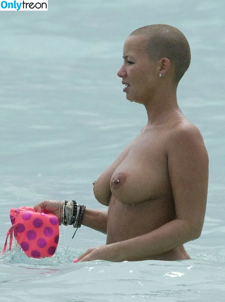 Amber Levonchuck голая photo #0009 (Amber Rose / amberrose)