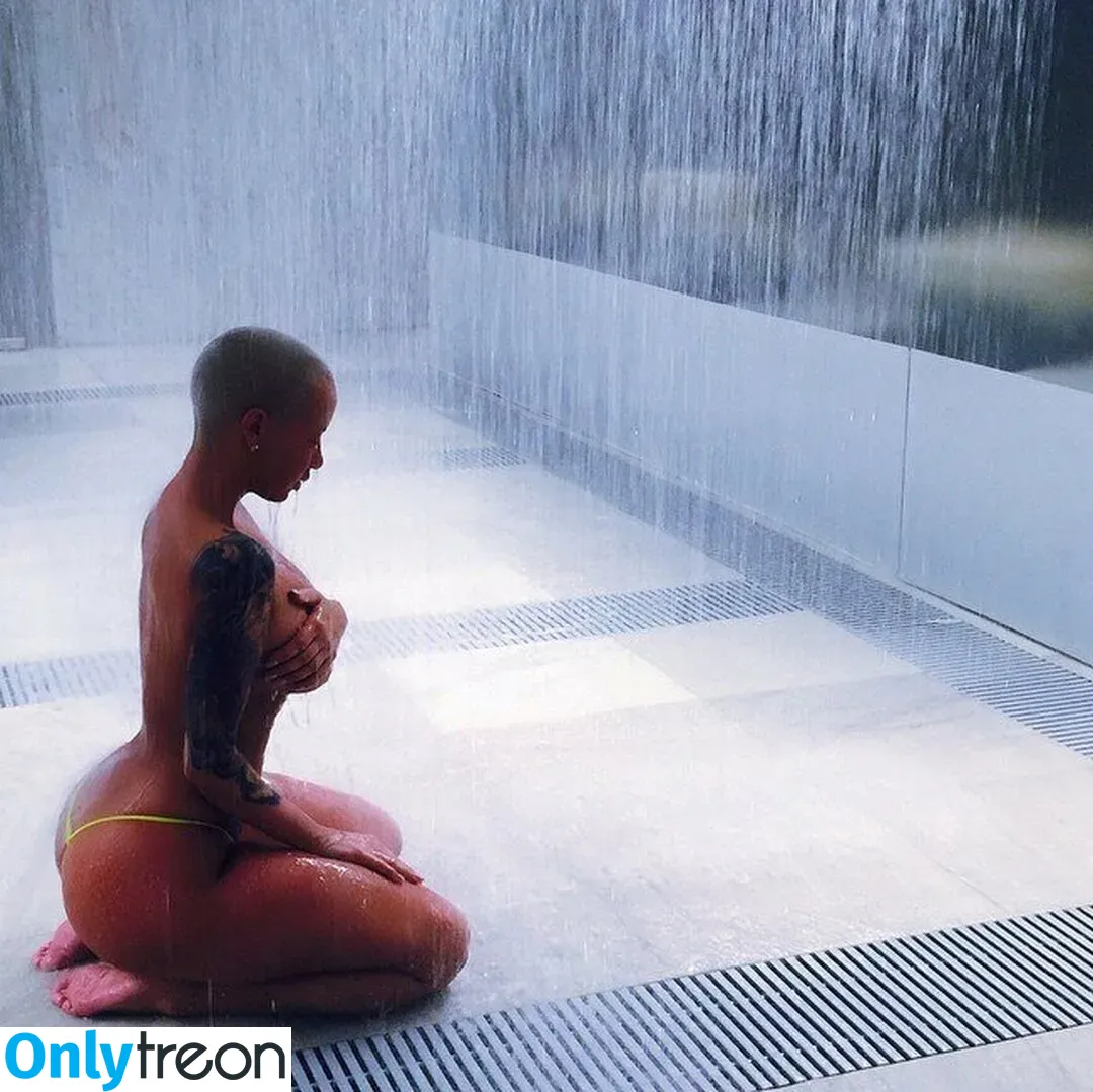 Amber Levonchuck голая photo #0032 (Amber Rose / amberrose)