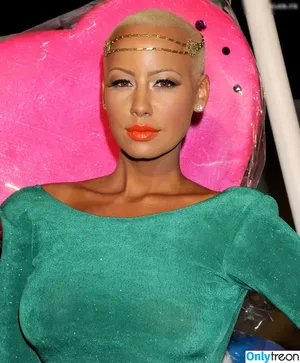 Amber Rose / McConnell / amberrose / darealamberrose nude photo #0376