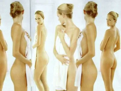 Amber Valletta / ambervalletta nude photo #0005