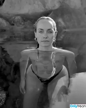 Amber Valletta / ambervalletta nude photo #0007