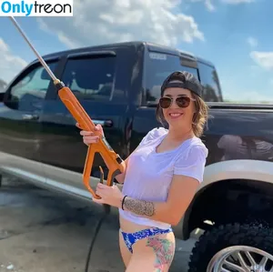 Amber Wilson / Youtube Bruce Wilson's wife / ambbswilsonn nude photo #0029