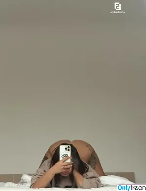  nude photo #0002