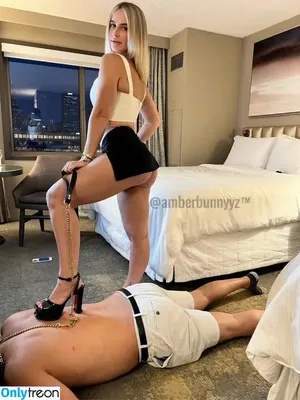 Amberbunnyyz nude photo #0010