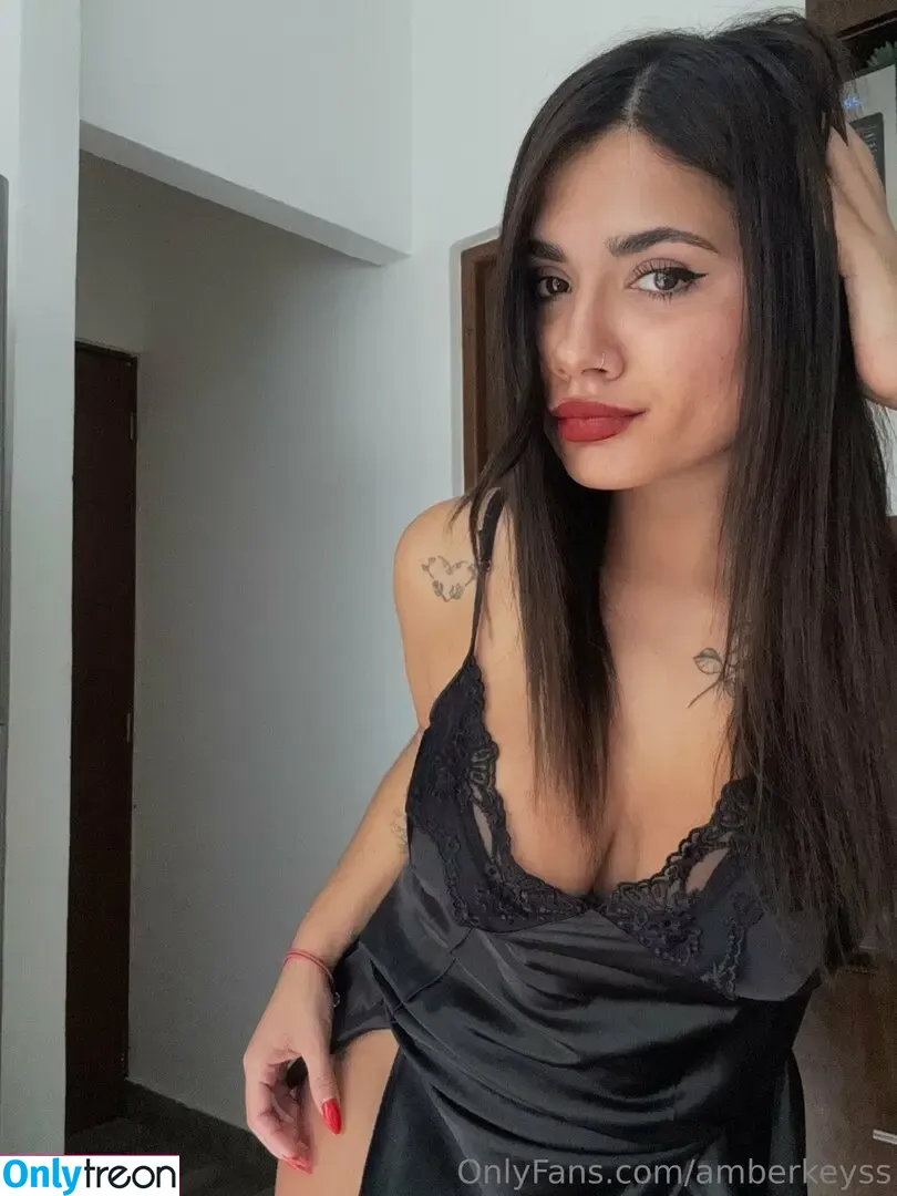 amberkeyss nude photo #0030 (amberkeyssss)